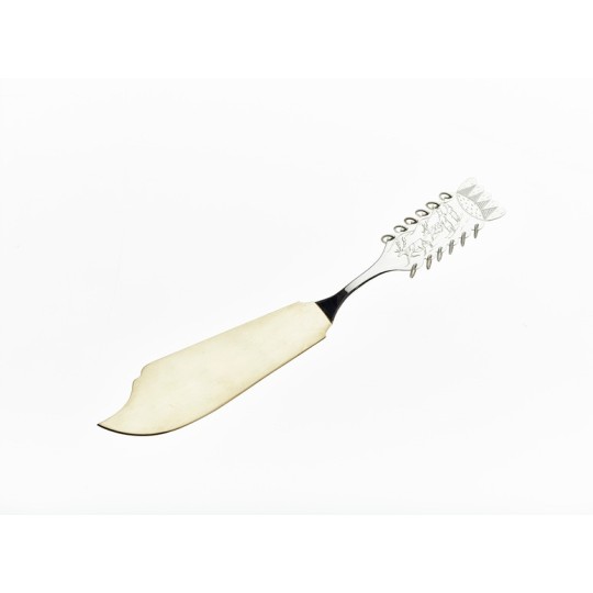 Tårtkniv – handgraverat lappsilver