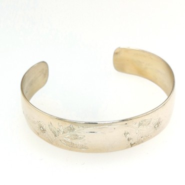Smal armring tornedalssilver handgraverad
