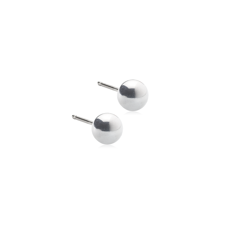 Titan örhängen silver pärla