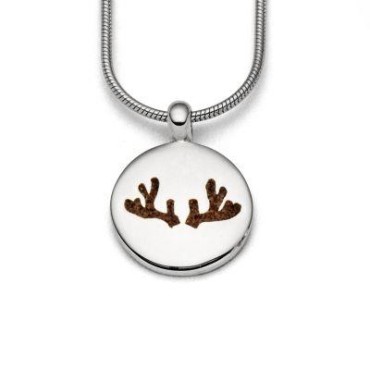 Filigranhängen med symbolisk älghorn